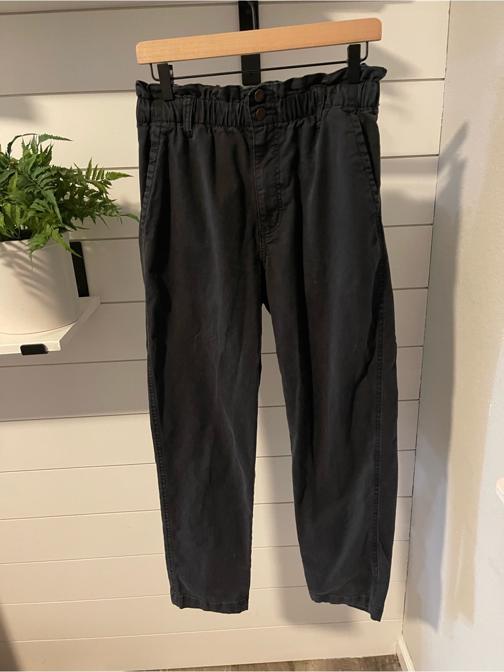 Universal Thread Black Paperbag Waist Tapered Pants